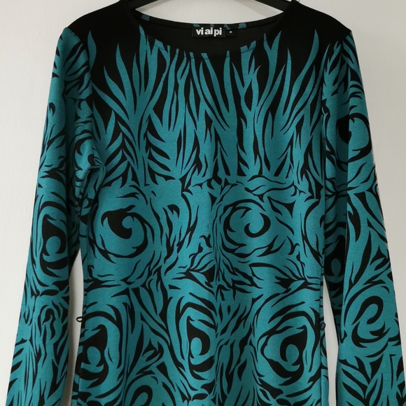 Soft Dress - Picture 1 of 4